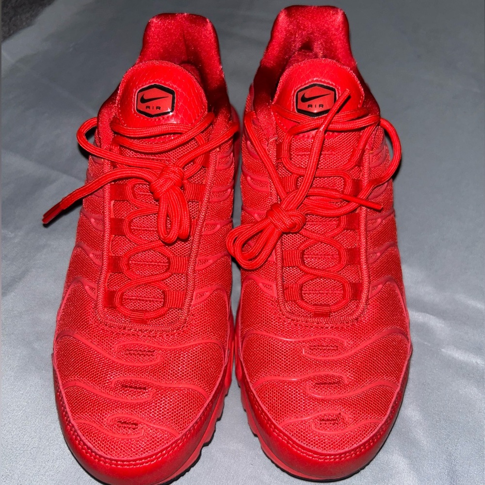 I am selling these Nike Air Max Plus TN Light Crimson Red!